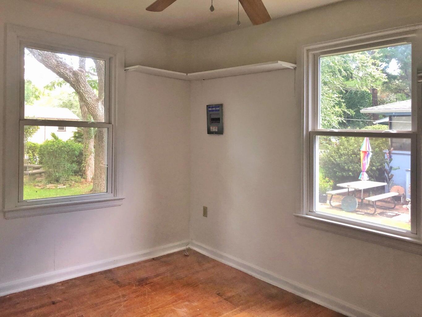 GARNIERS BEACH - Residential Lease