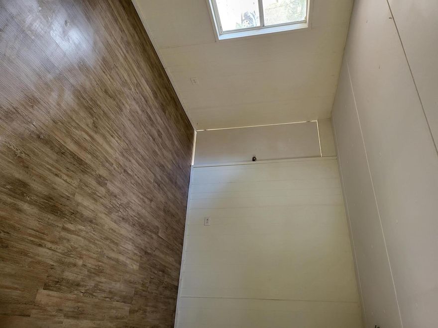 Recently remodeled 3/2 mobile home. New butcher block countertops, new base cabinets, new flooring, toilets, etc. There are 2 regular bedrooms and a guest bath. The 3rd bedroom has a half bath. This unit is spacious and the covered front porch is an added bonus. Pets allowed with deposit.