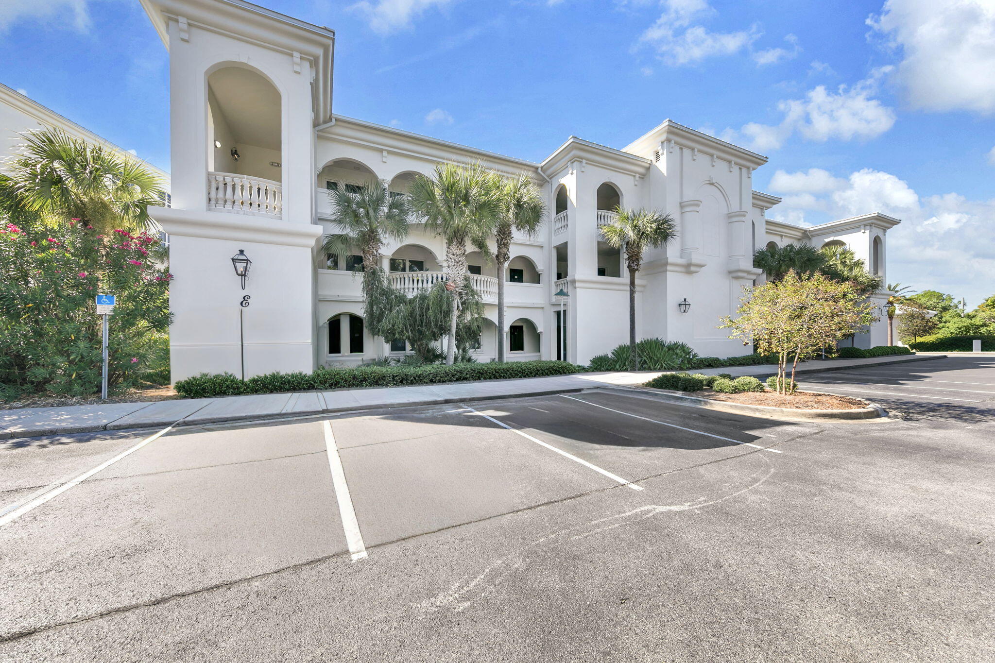 ADAGIO - Residential