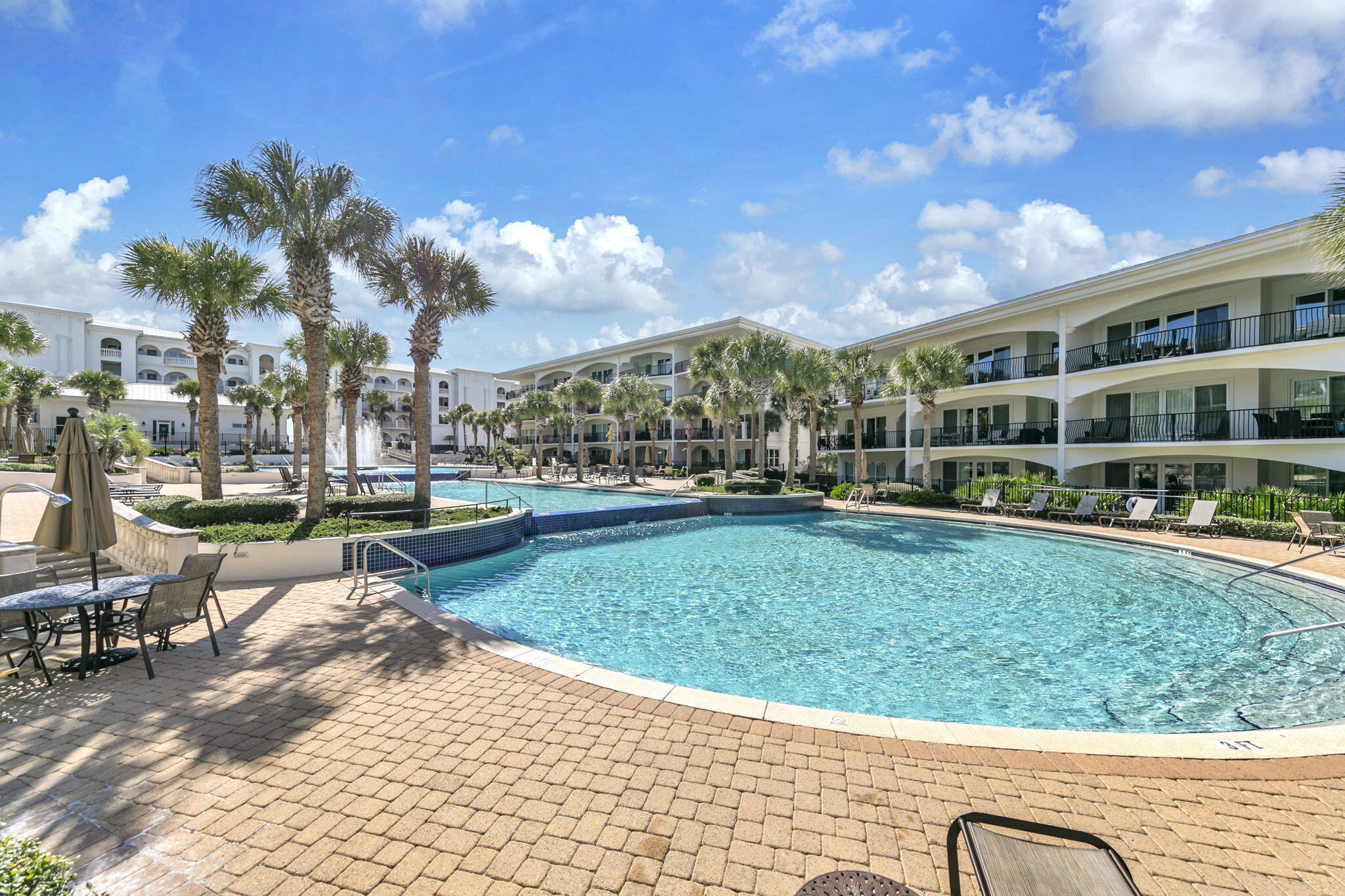 ADAGIO - Residential