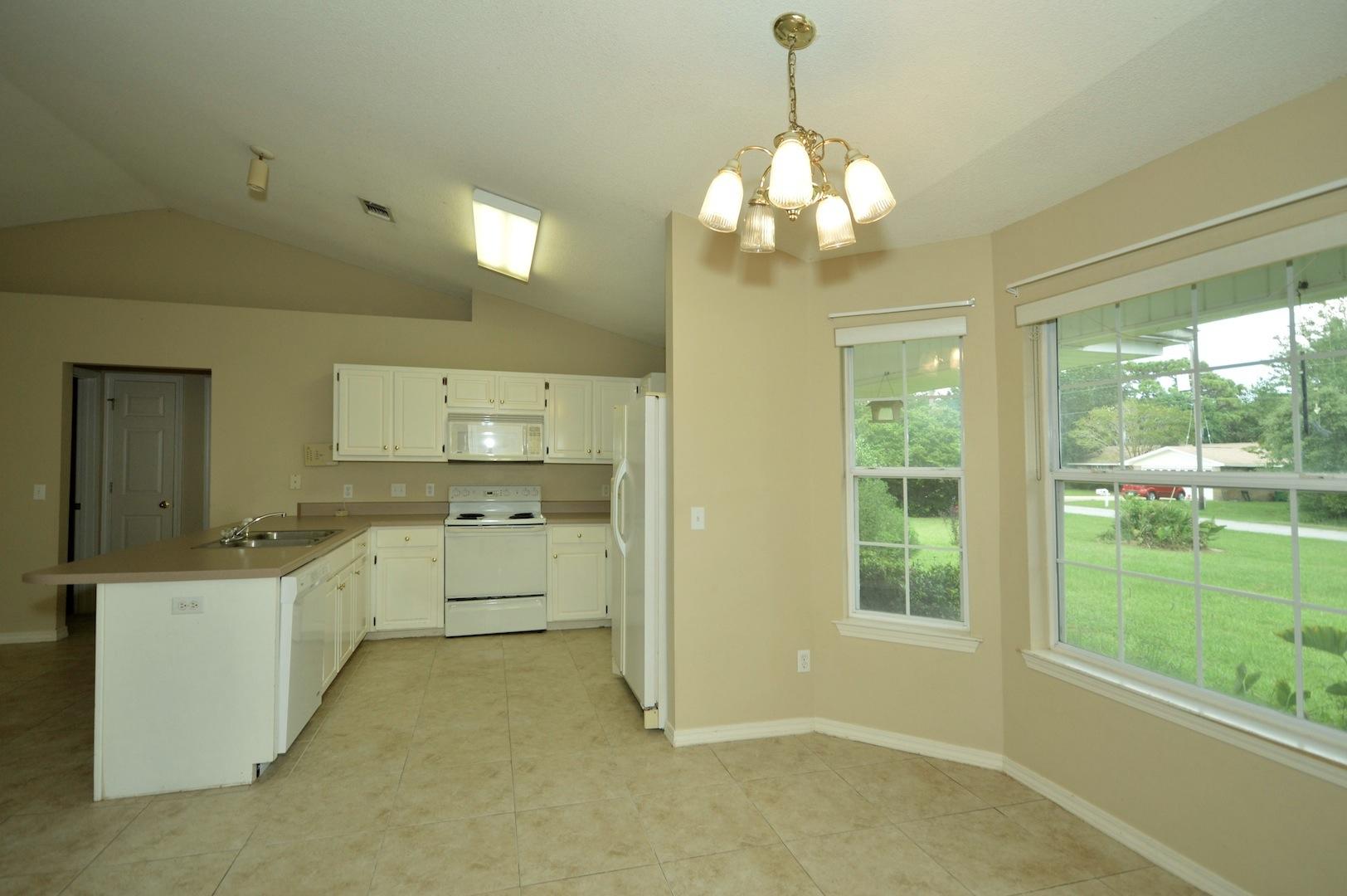 HOLLEY BY THE SEA - Residential