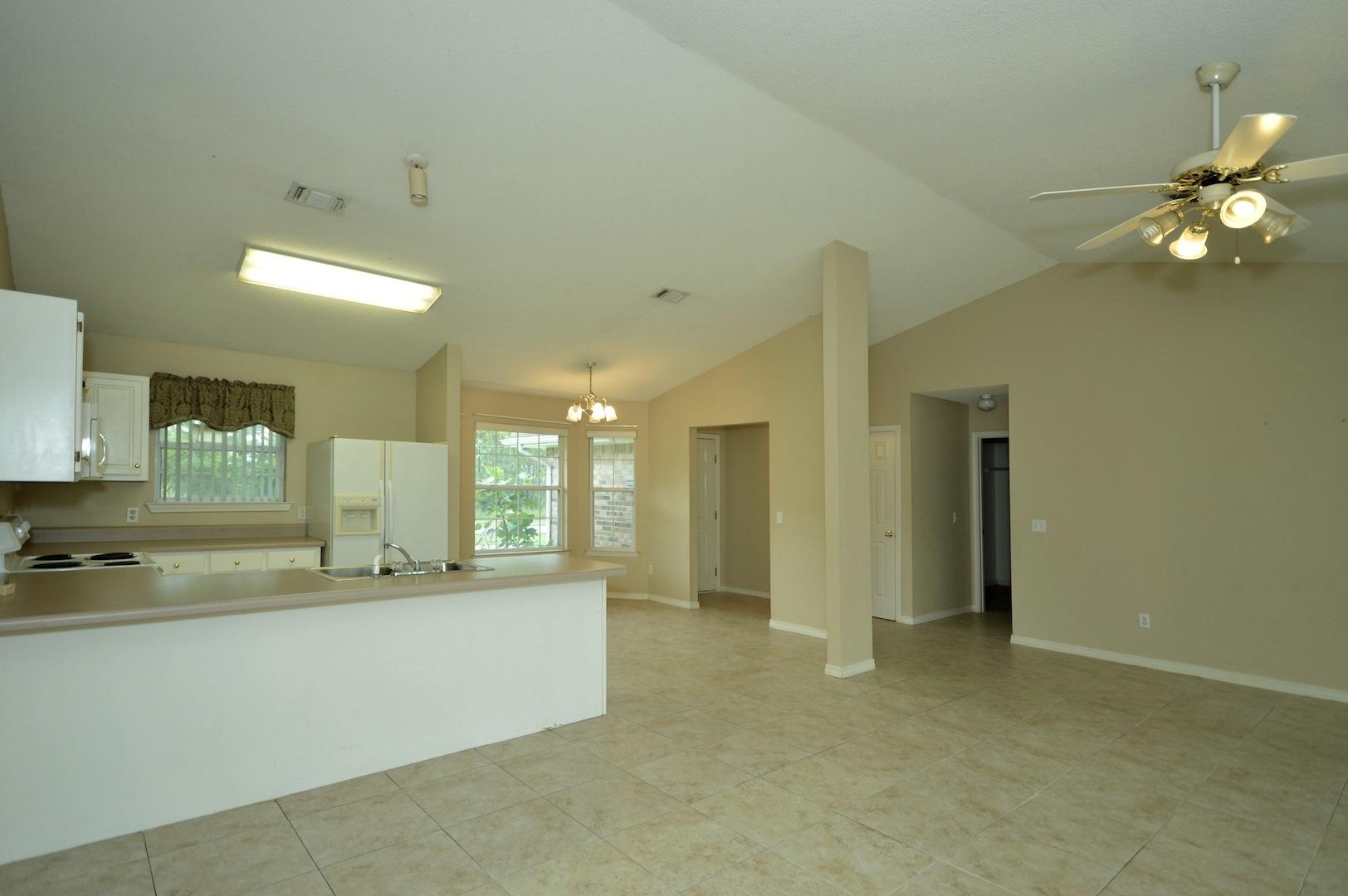 HOLLEY BY THE SEA - Residential