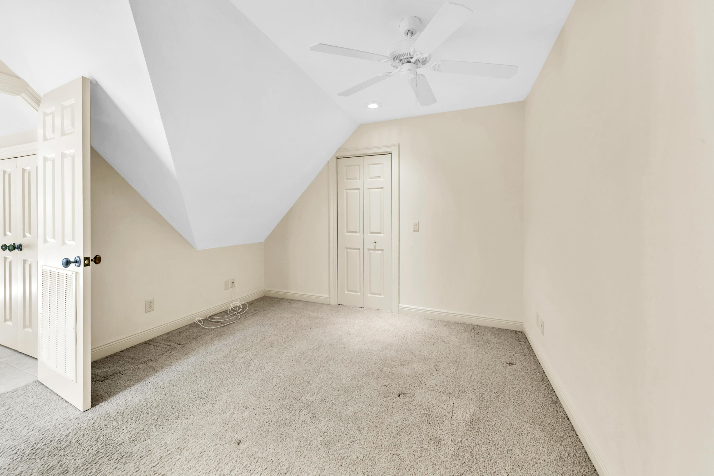 CAMP CREEK LAKE - Residential