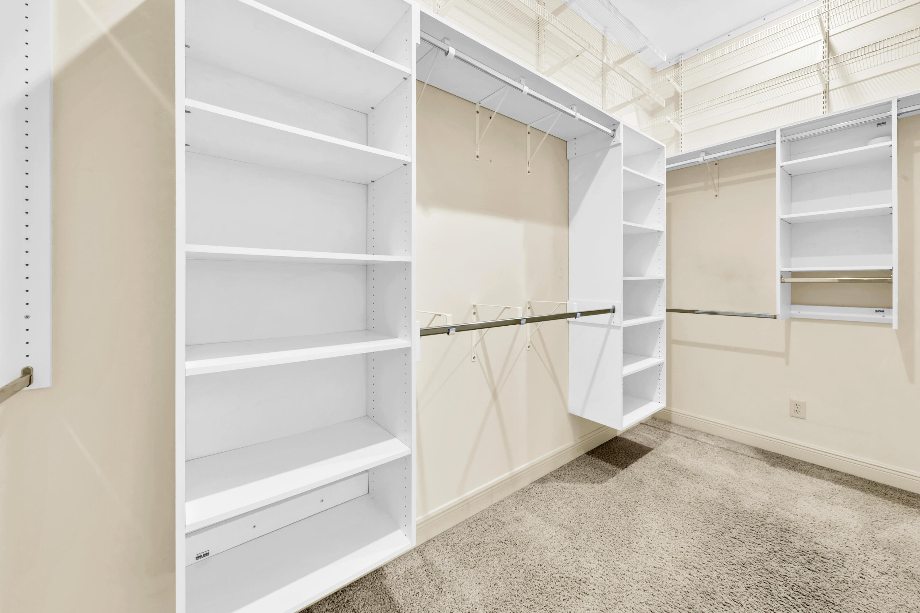 CAMP CREEK LAKE - Residential