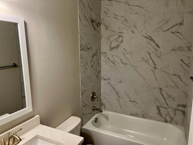 VERANDAS OF FREEPORT, THE - Residential Lease