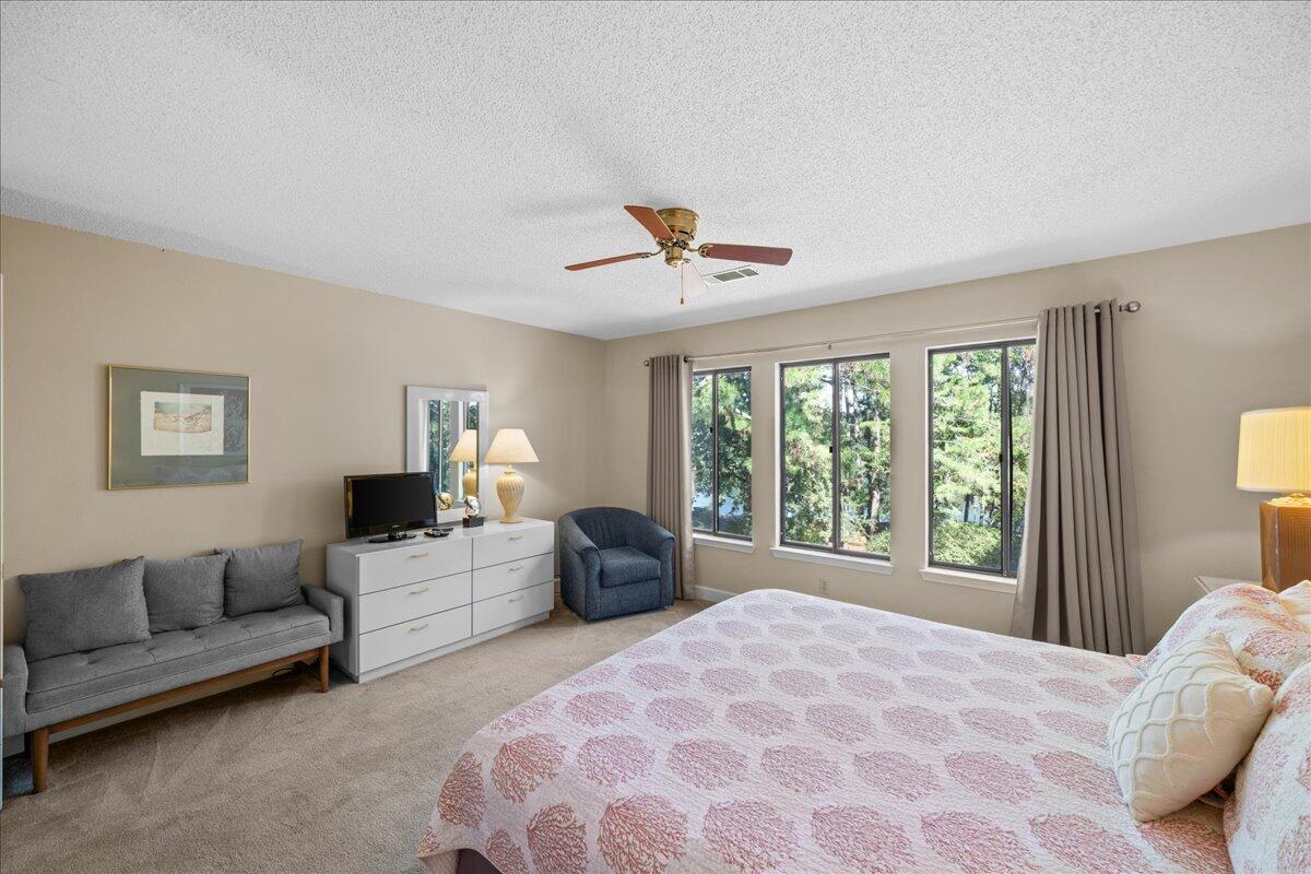 LAKESIDE CONDO AT BLUEWATER BAY - Residential