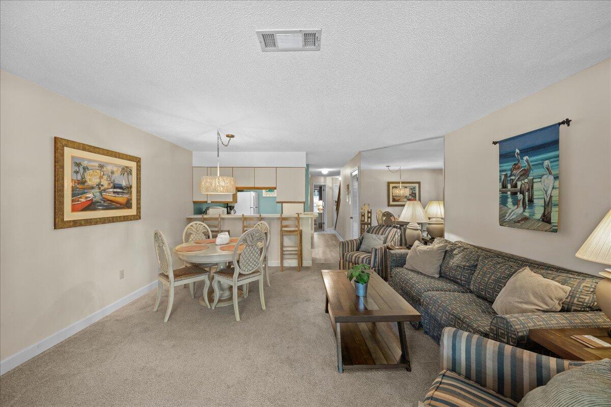 LAKESIDE CONDO AT BLUEWATER BAY - Residential