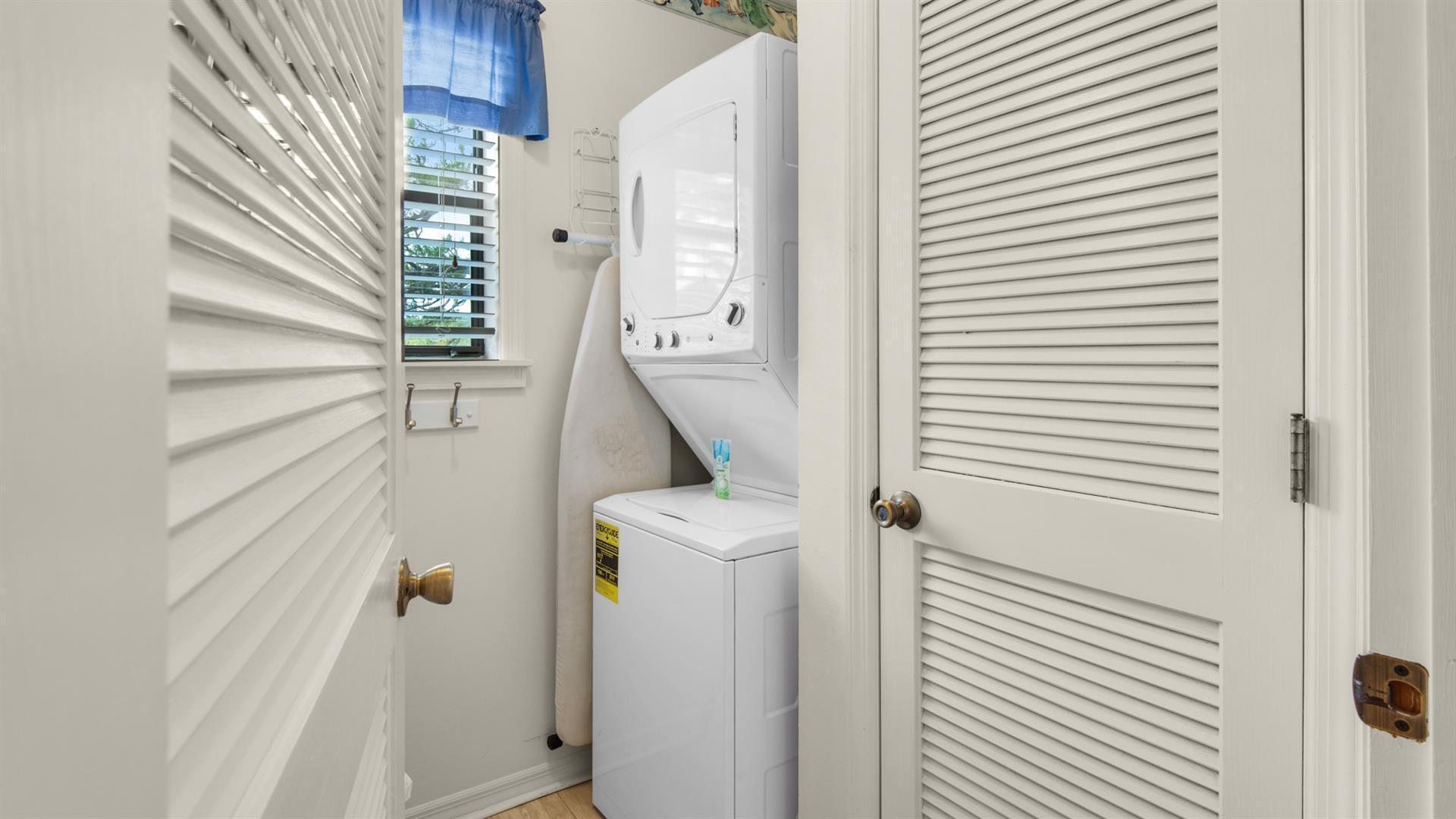 BEACHWOOD VILLAS CONDO - Residential