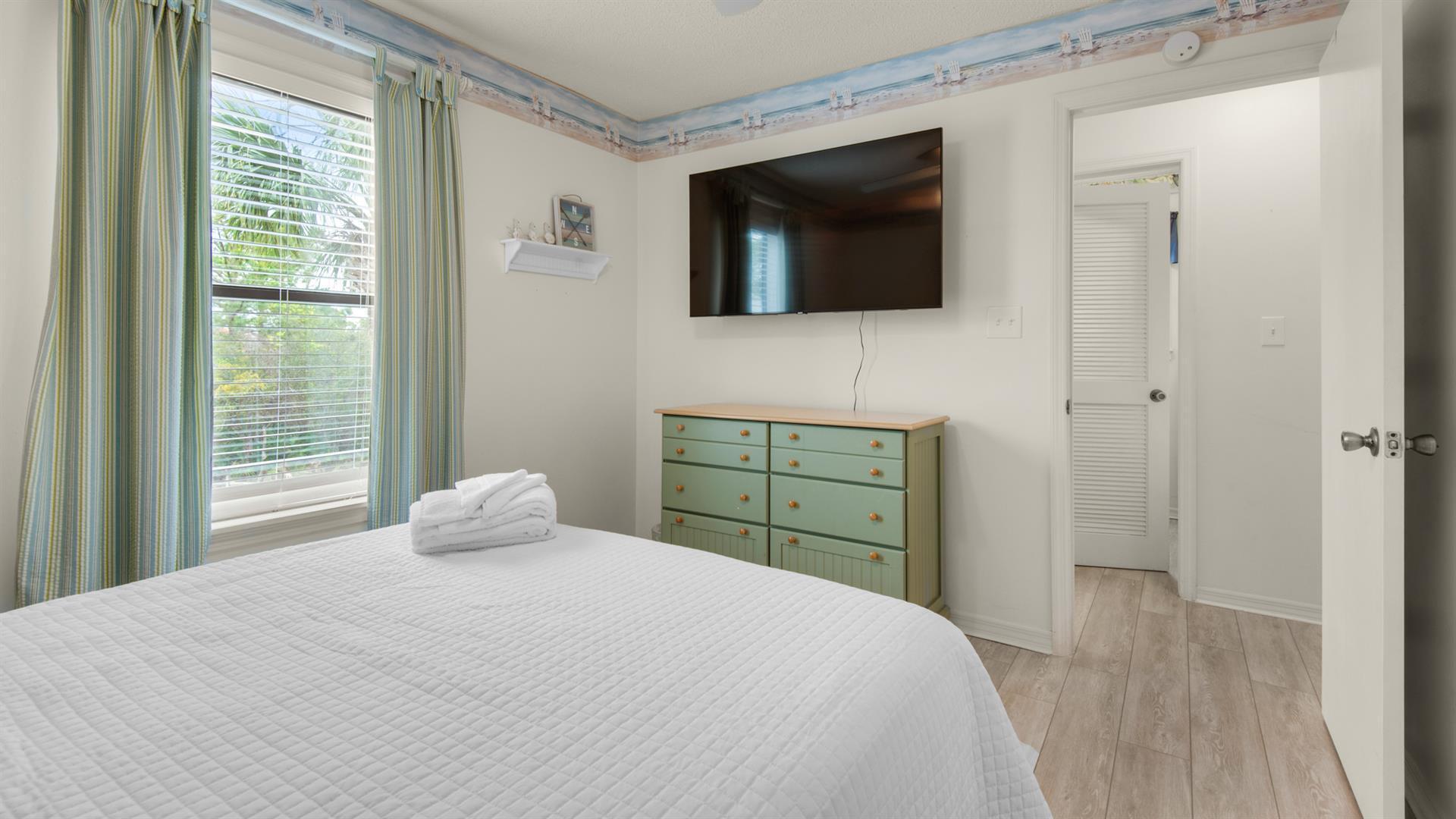 BEACHWOOD VILLAS CONDO - Residential