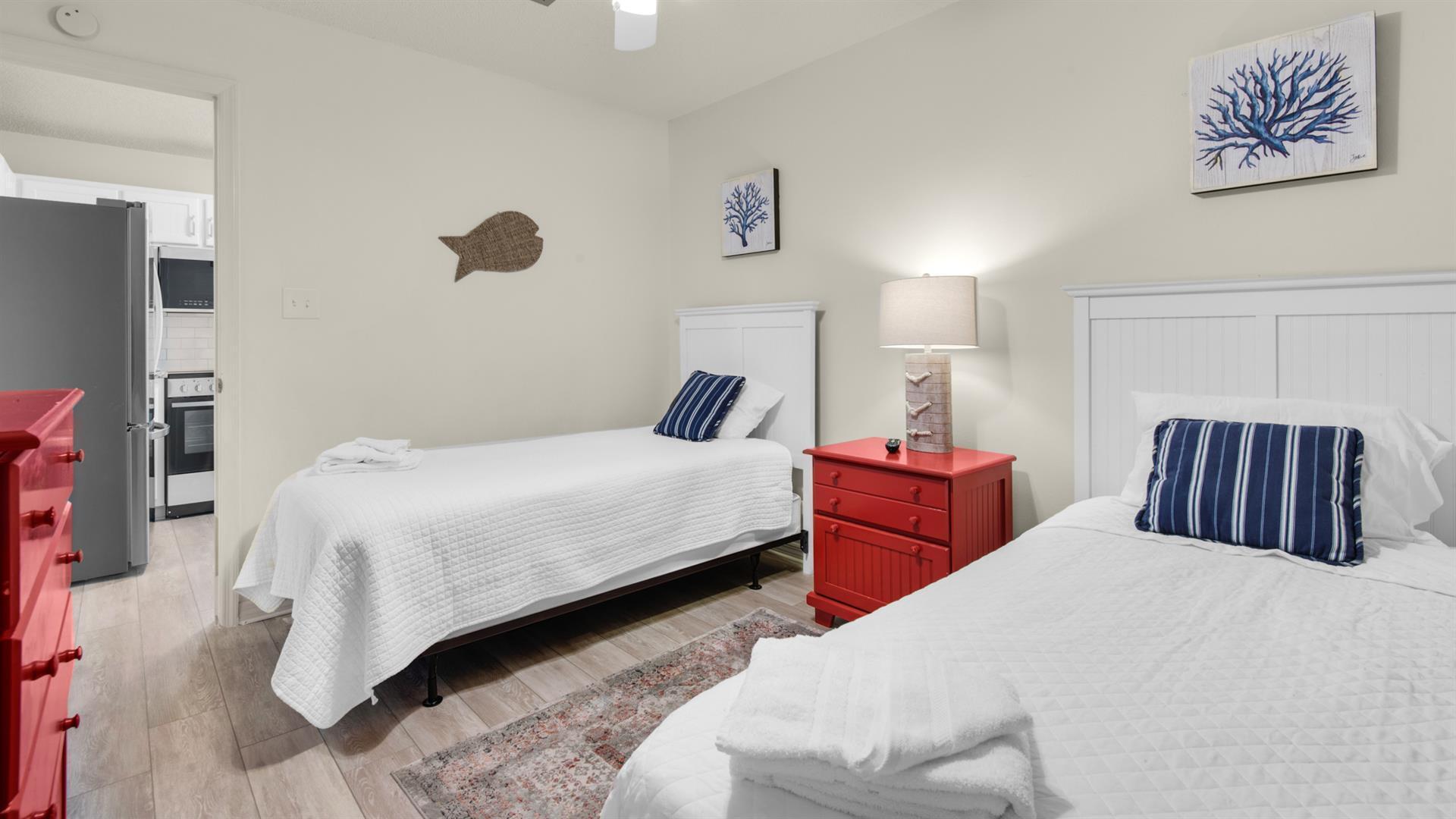 BEACHWOOD VILLAS CONDO - Residential