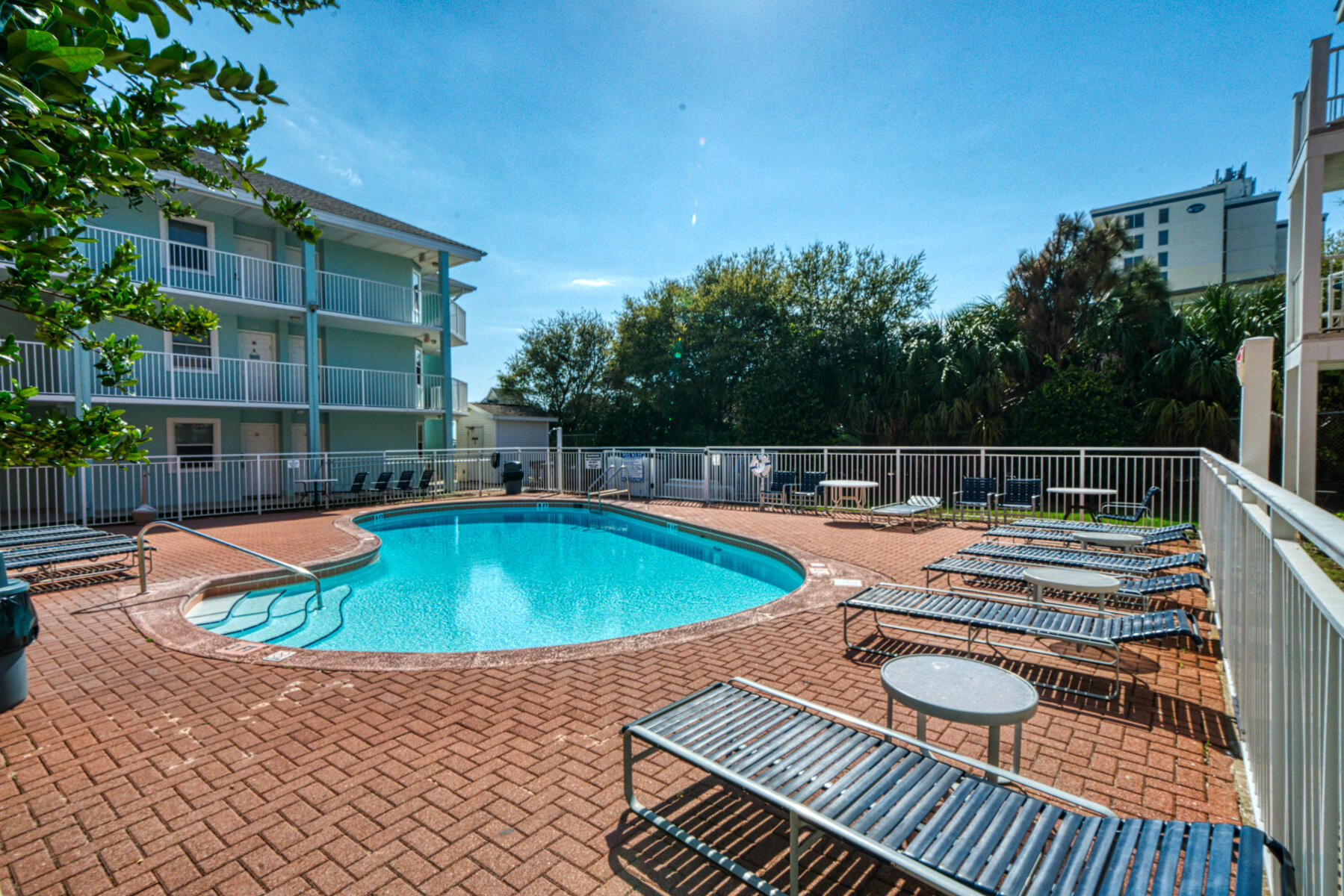 GULFVIEW 2 CONDO PH 2 - Residential