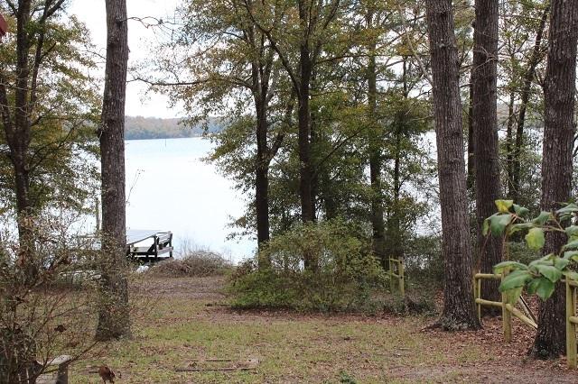 LAKE HOLLEY ESTATES - Residential