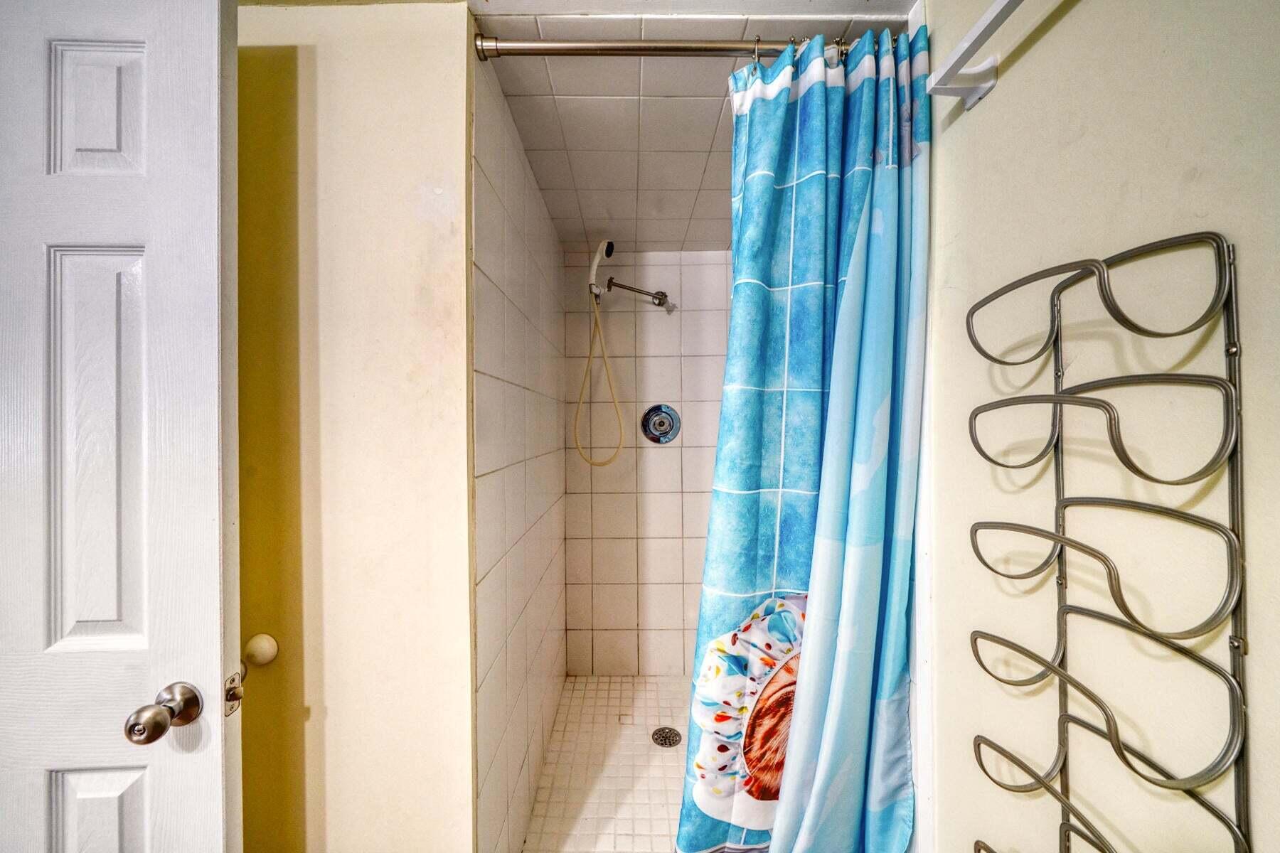 HIGH GROVE PLANTATION - Residential Lease