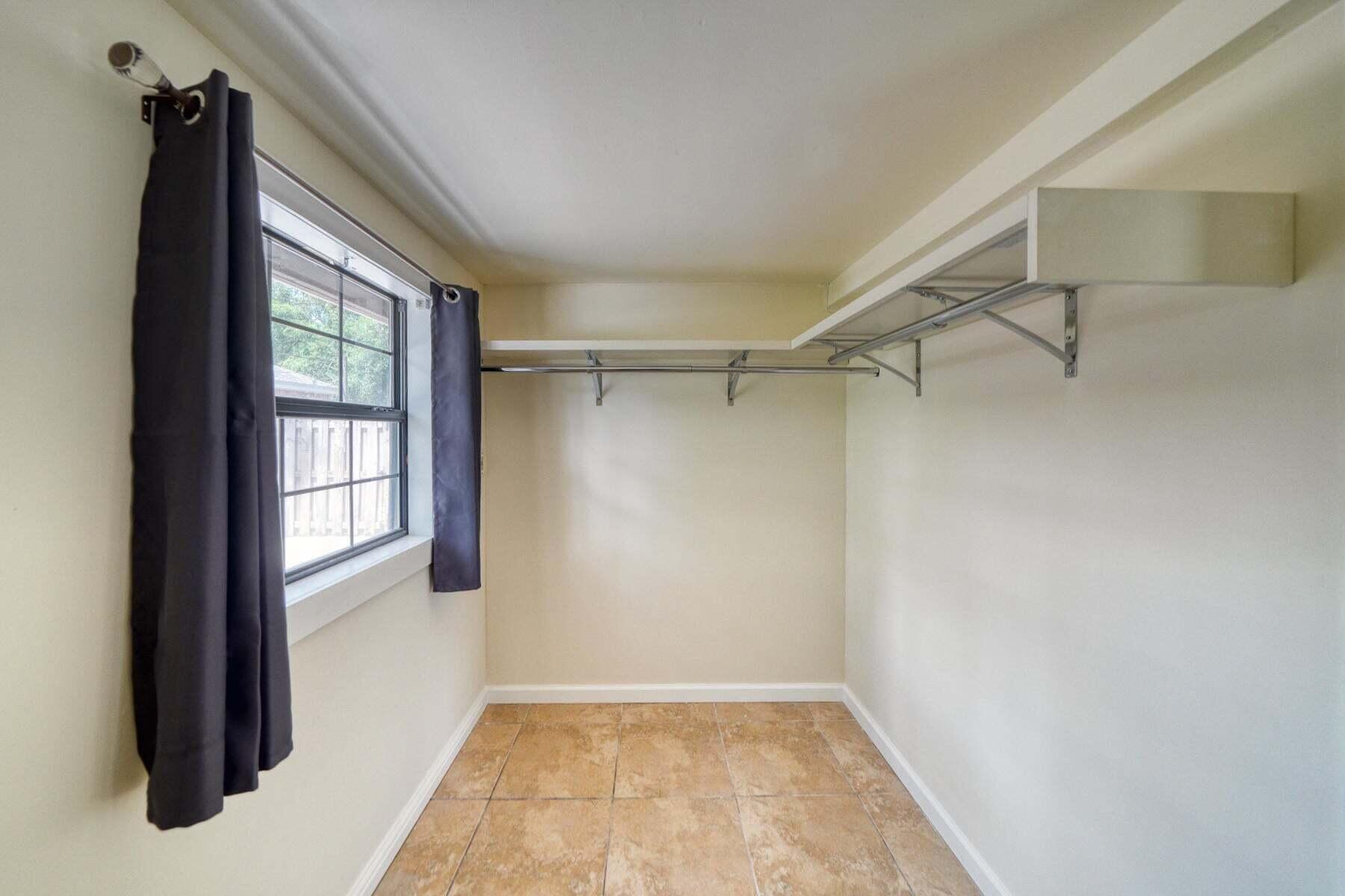 HIGH GROVE PLANTATION - Residential Lease