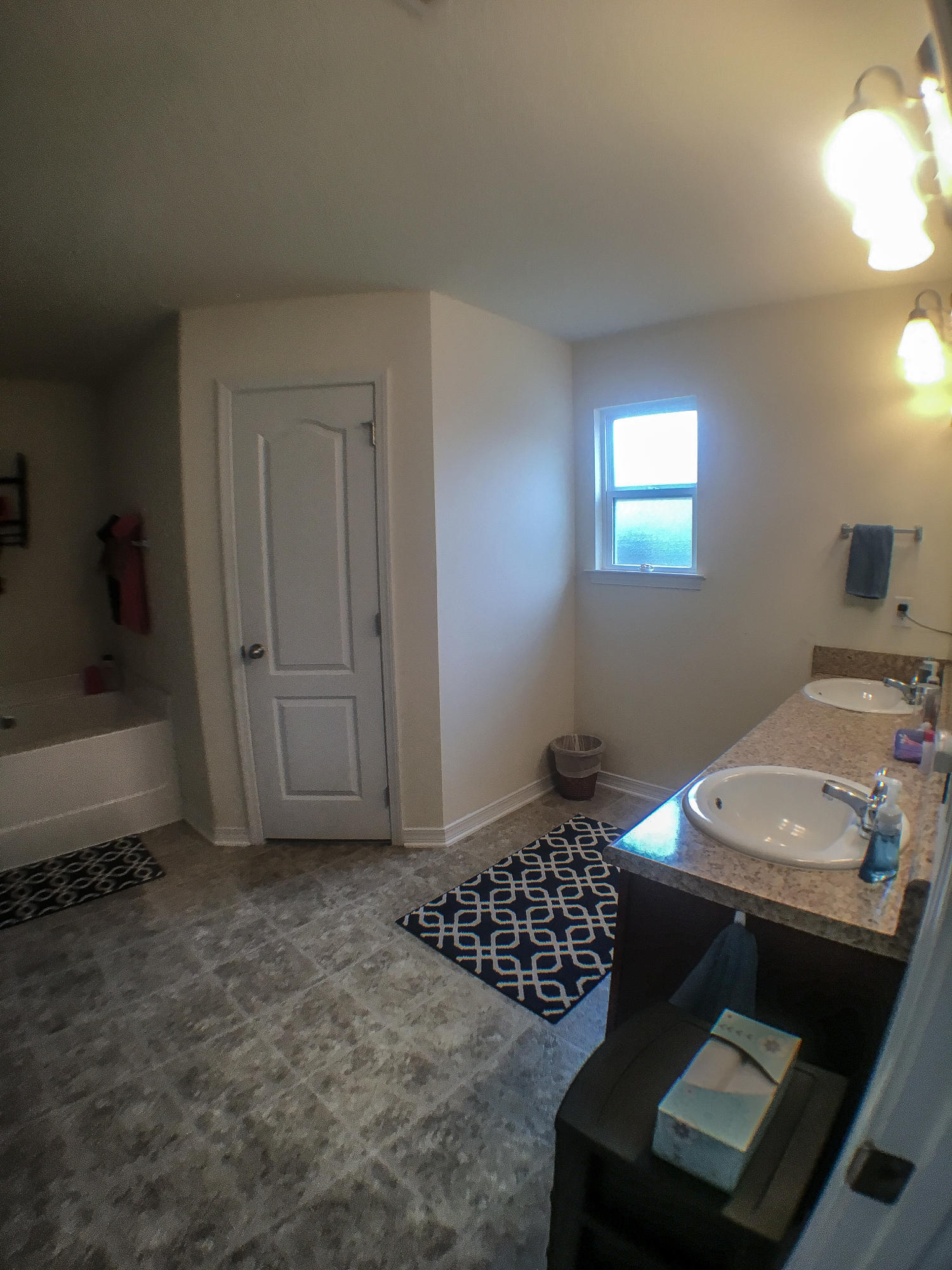 EAST SIDE - Residential