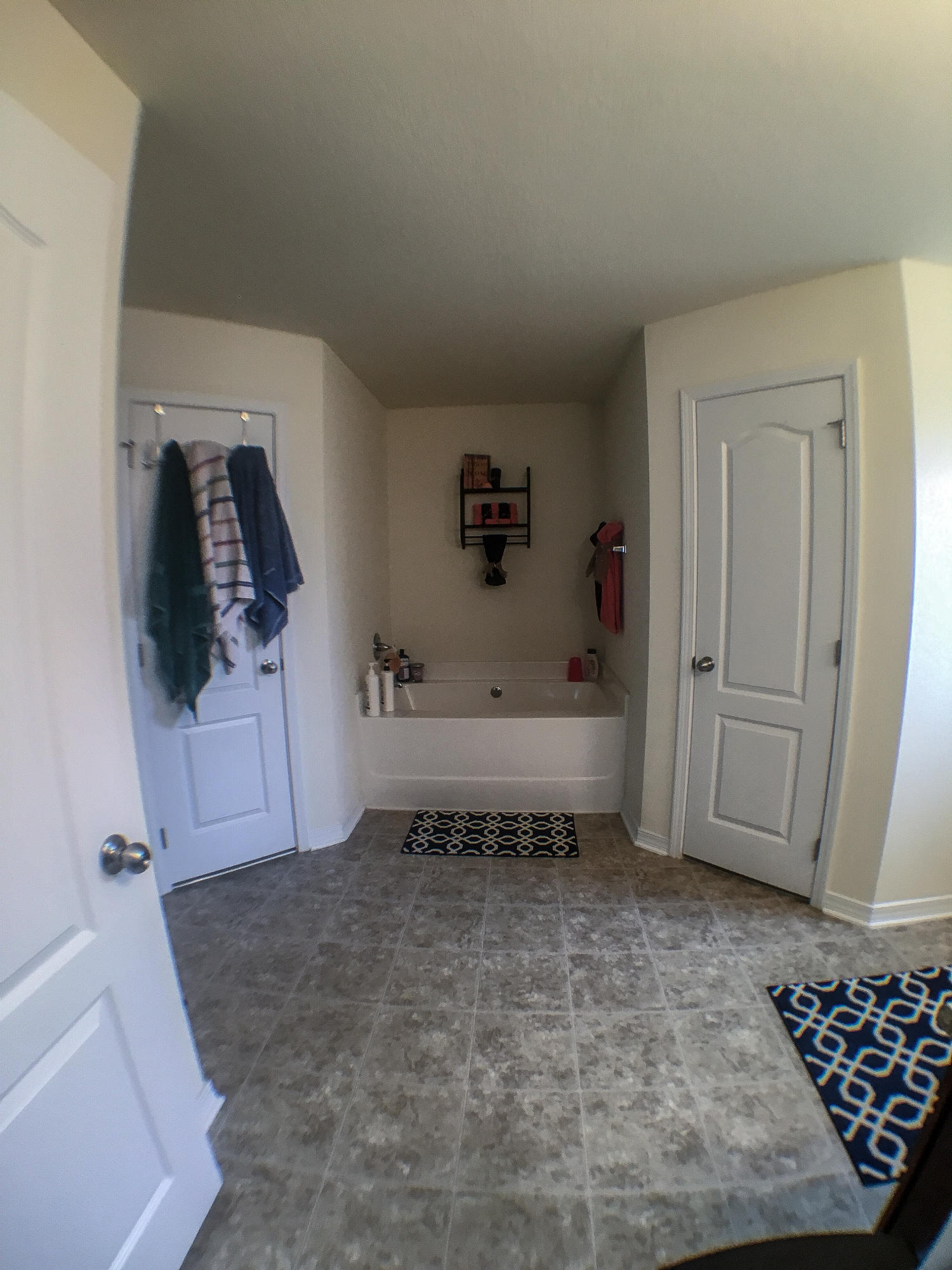 EAST SIDE - Residential