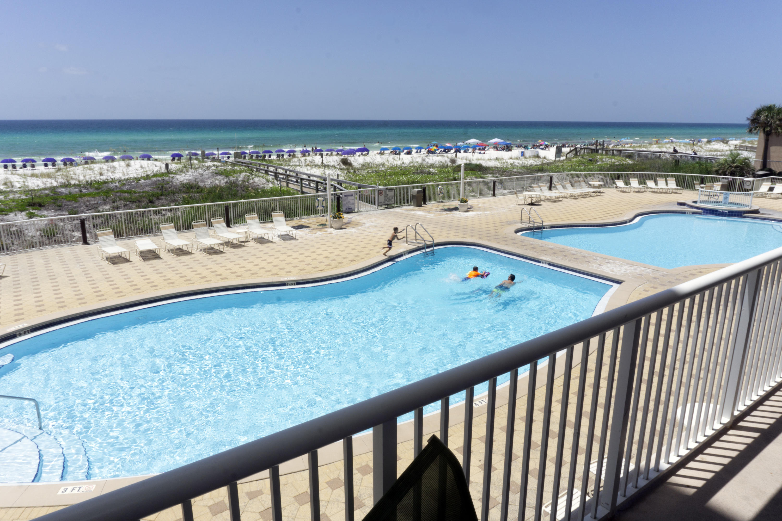 SUMMER PLACE CONDO - Residential