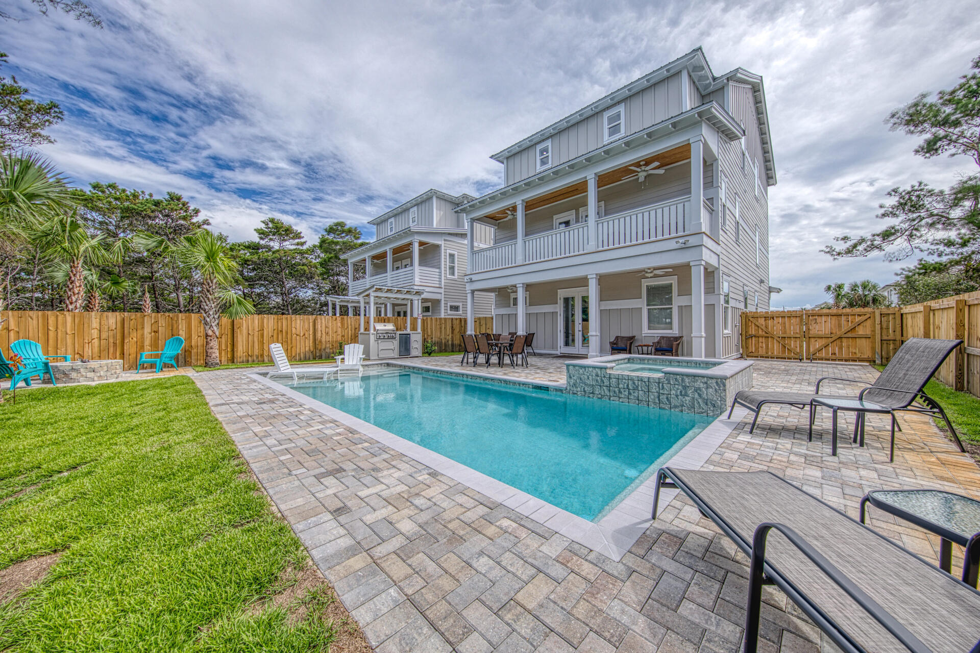 FRANGISTA BEACH 1ST ADDN - Residential