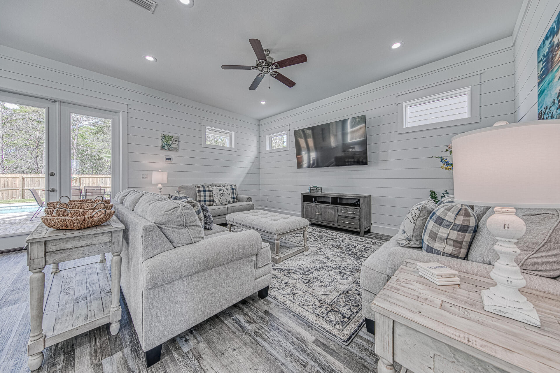 FRANGISTA BEACH 1ST ADDN - Residential