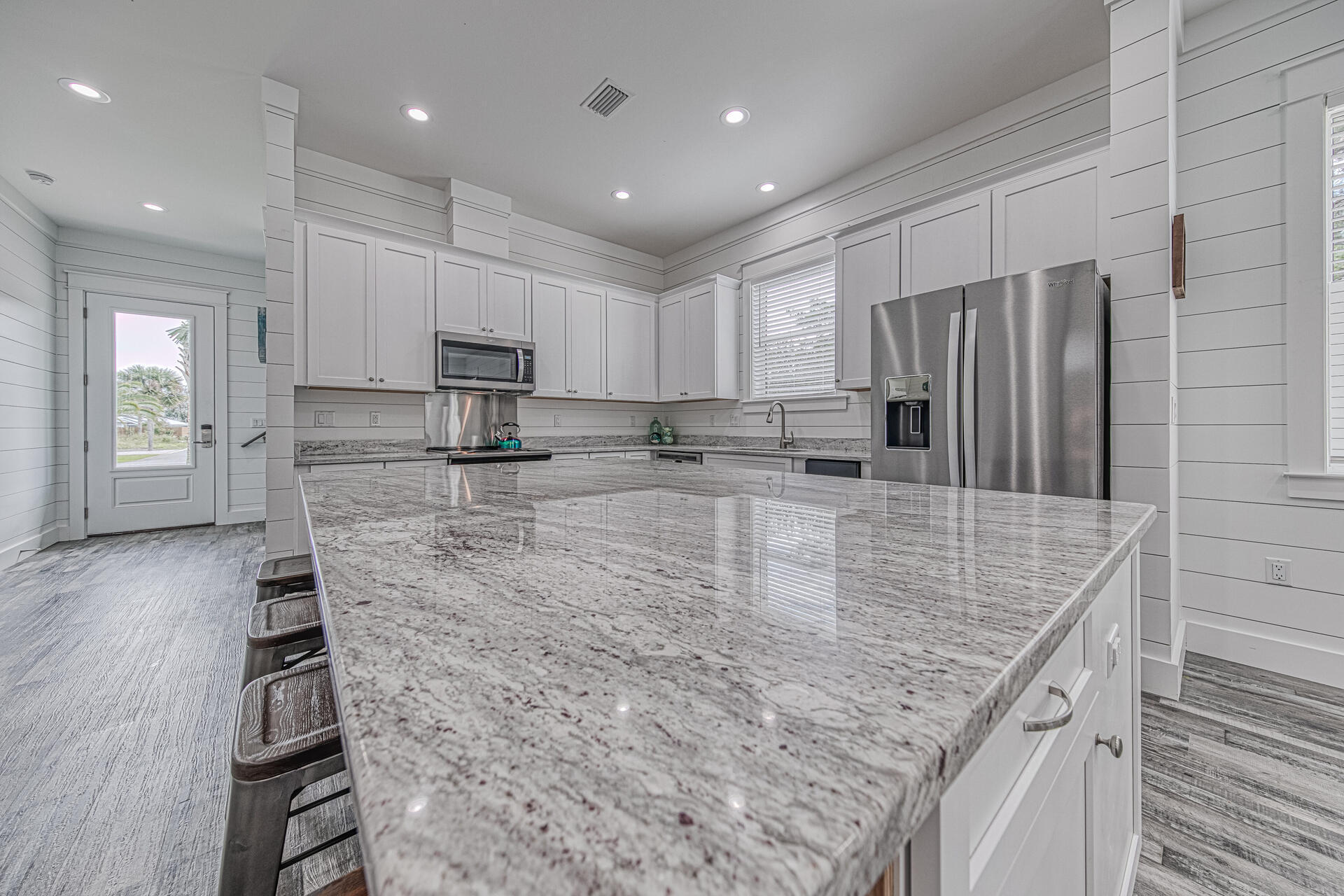 FRANGISTA BEACH 1ST ADDN - Residential