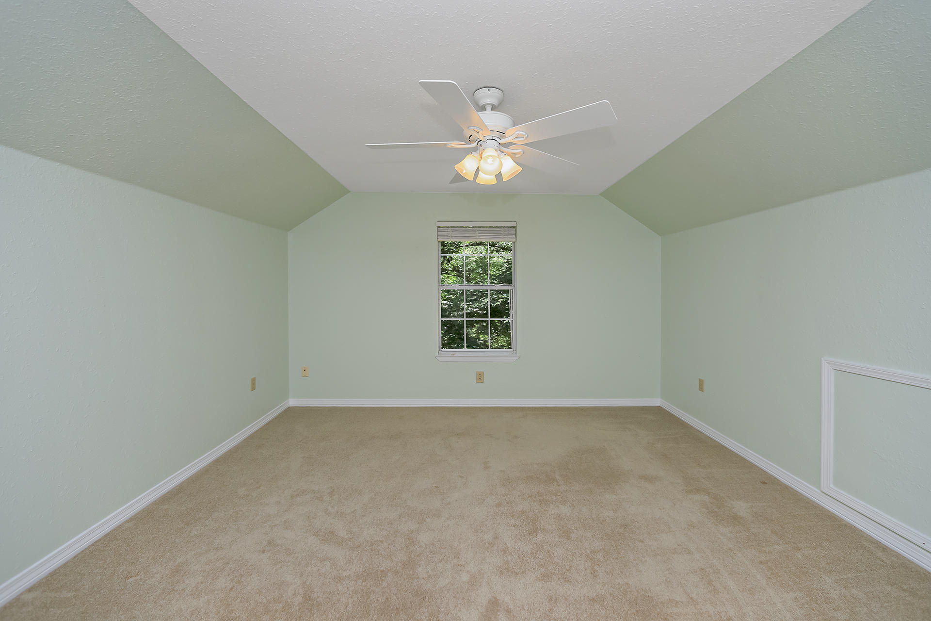 FOXWOOD ESTATES 1 - Residential