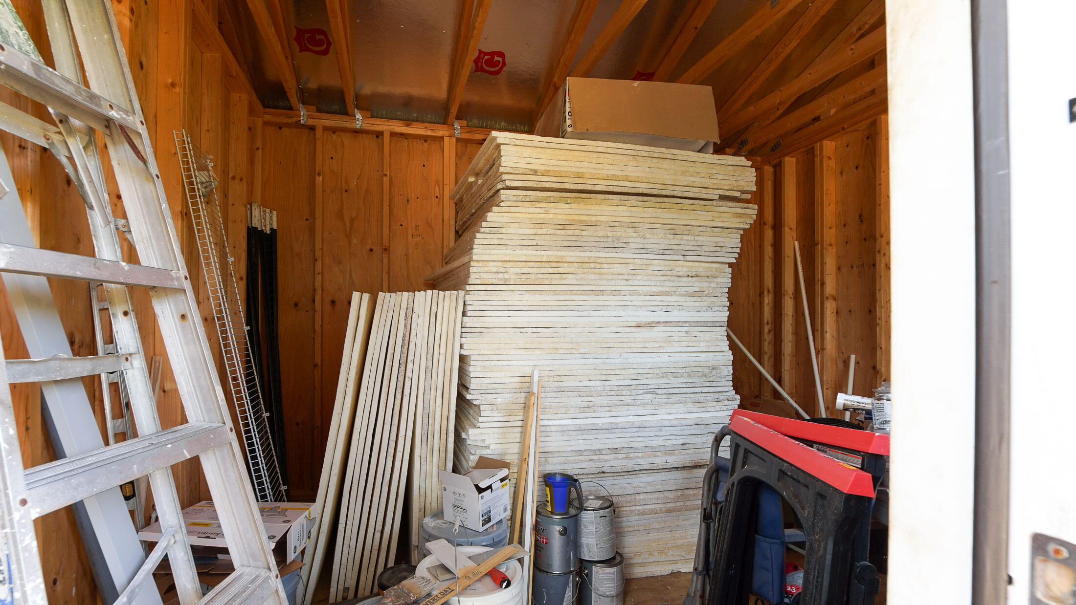 OAKWOOD HILLS UNIT 1 - Residential