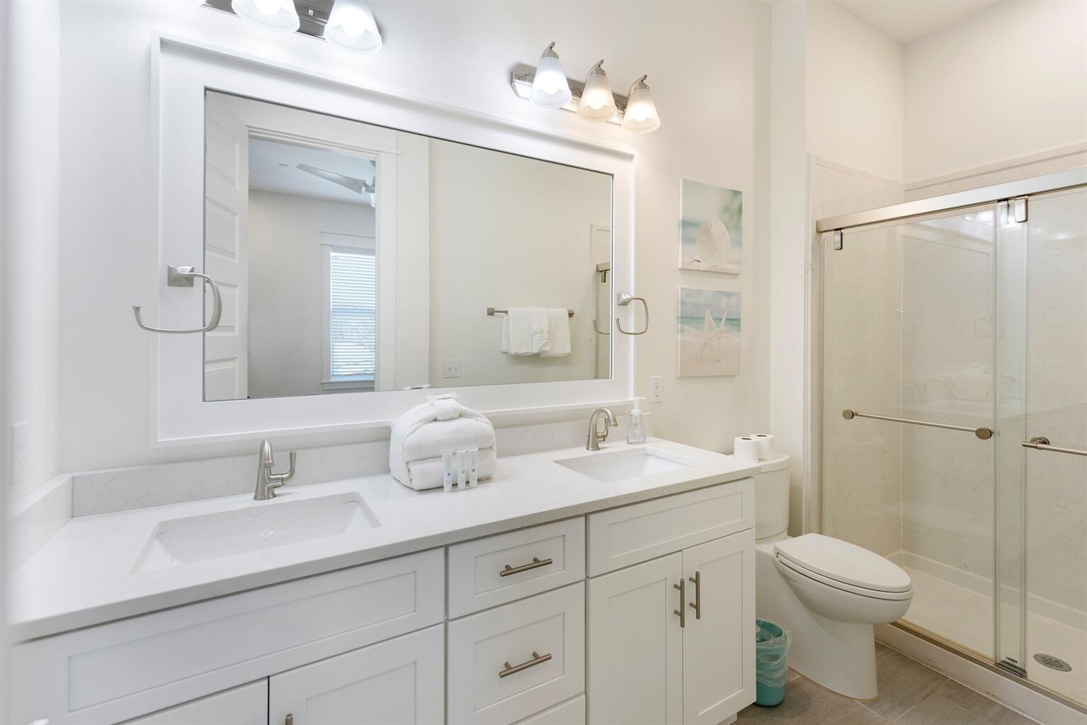 LAGUNA BEACH - Residential