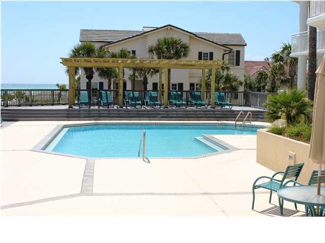 HIDDEN DUNES GRAND VILLAS - Residential