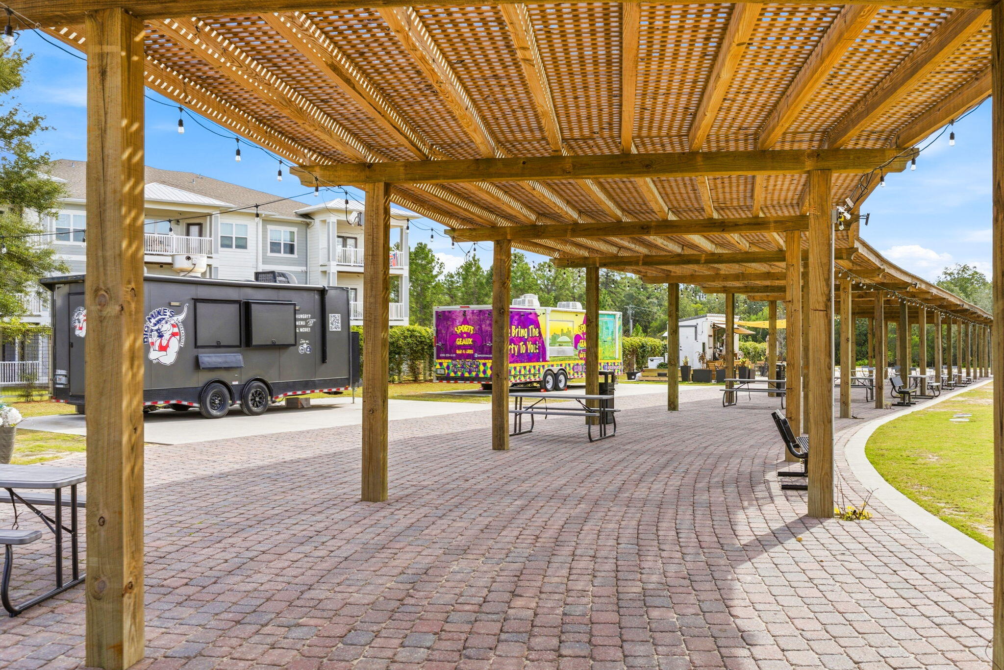 HAMMOCK BAY - Residential Lease