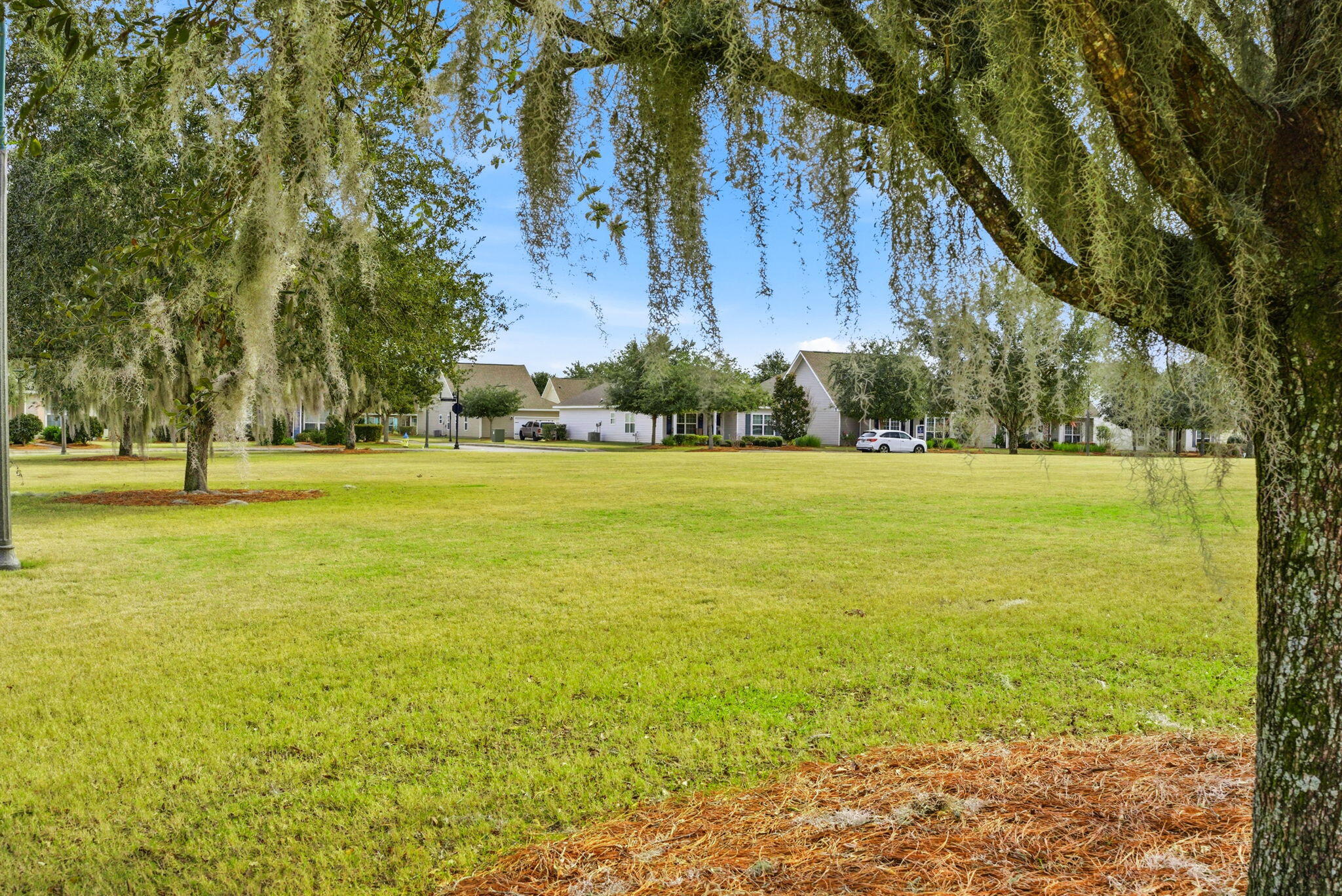 HAMMOCK BAY - Residential Lease