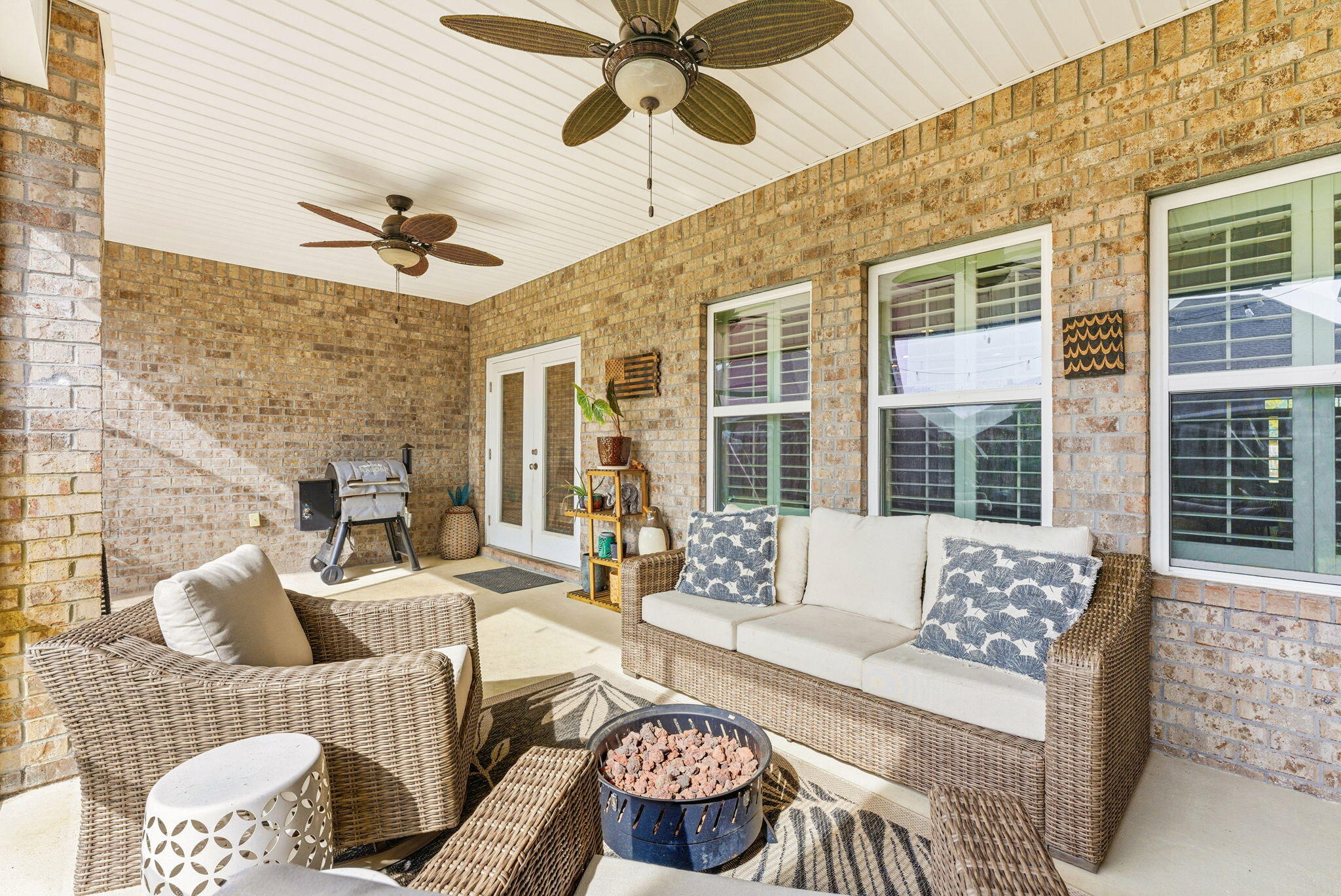 HAMMOCK BAY - Residential Lease