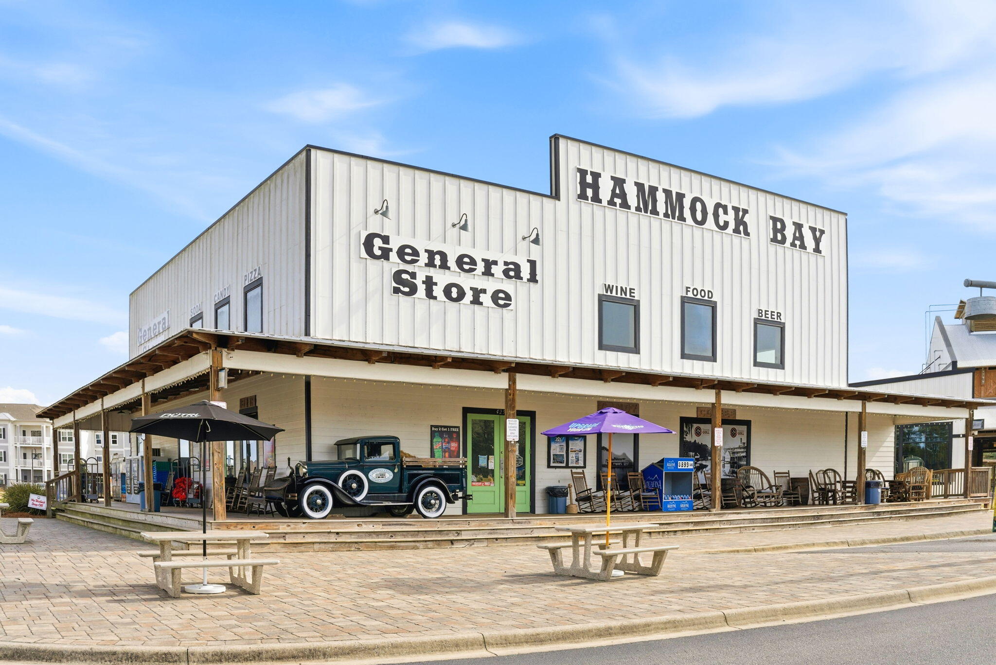 HAMMOCK BAY - Residential Lease