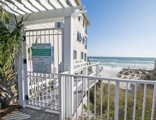 ROYAL SEAESTA TOWNHOMES - Residential