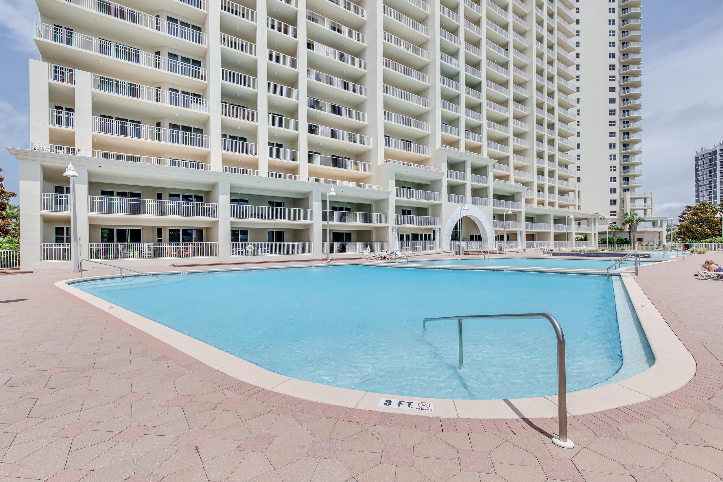 ARIEL DUNES II - Residential