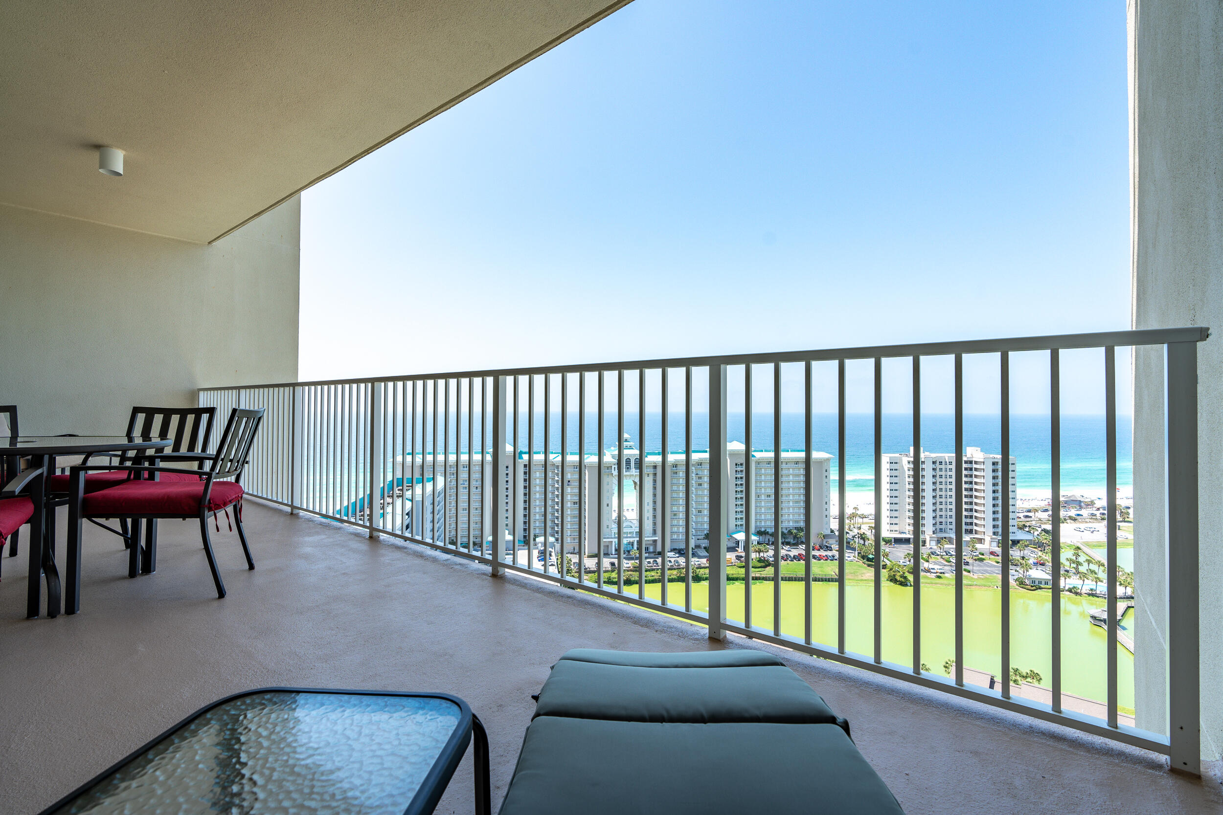 ARIEL DUNES II - Residential