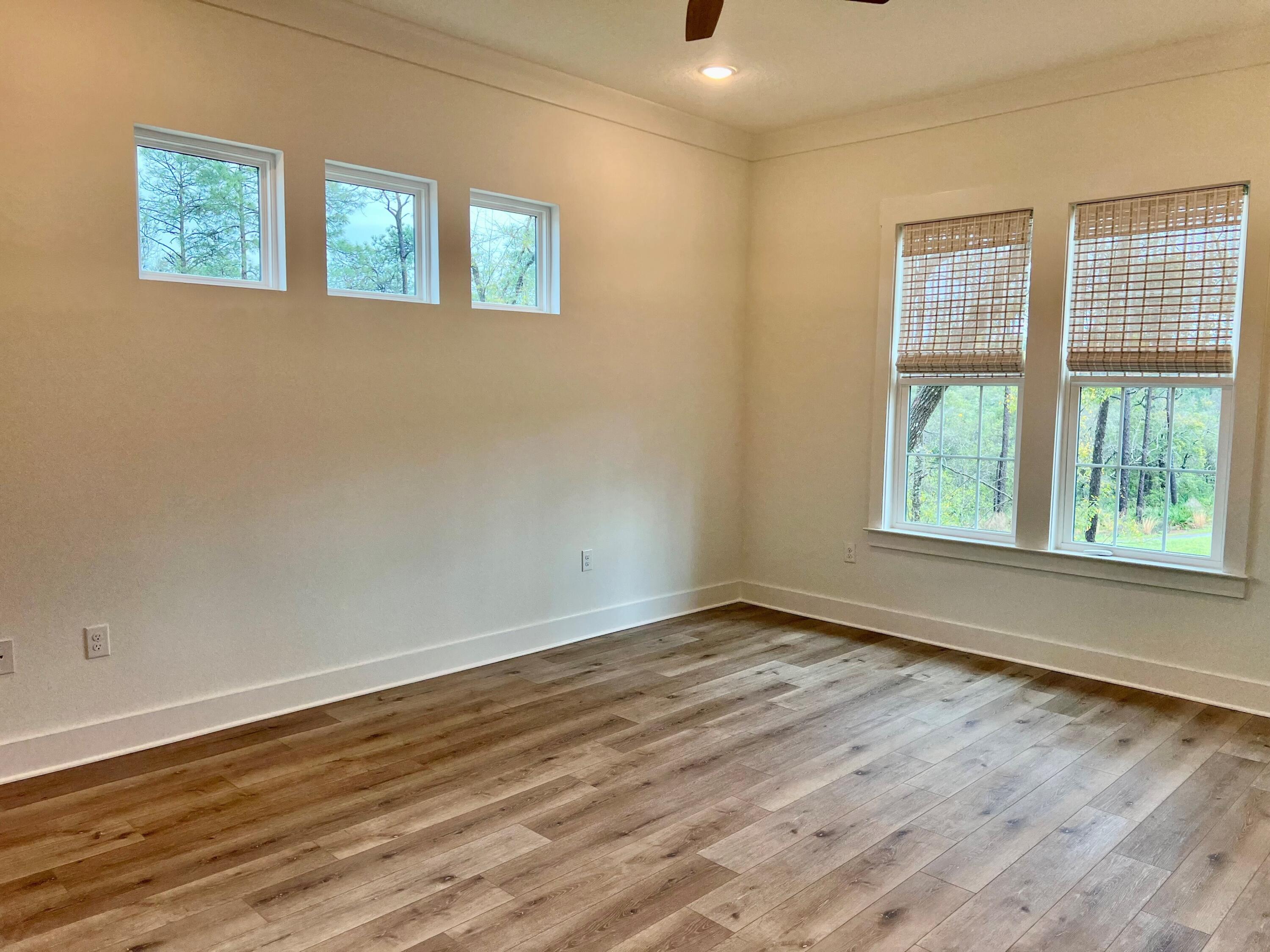 DEER MOSS CREEK - Residential