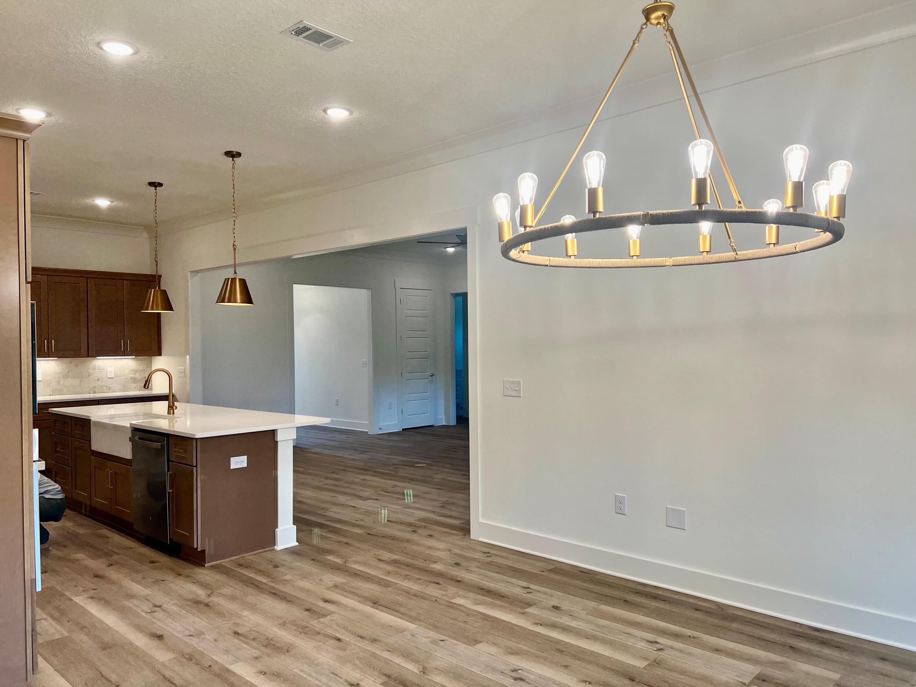 DEER MOSS CREEK - Residential