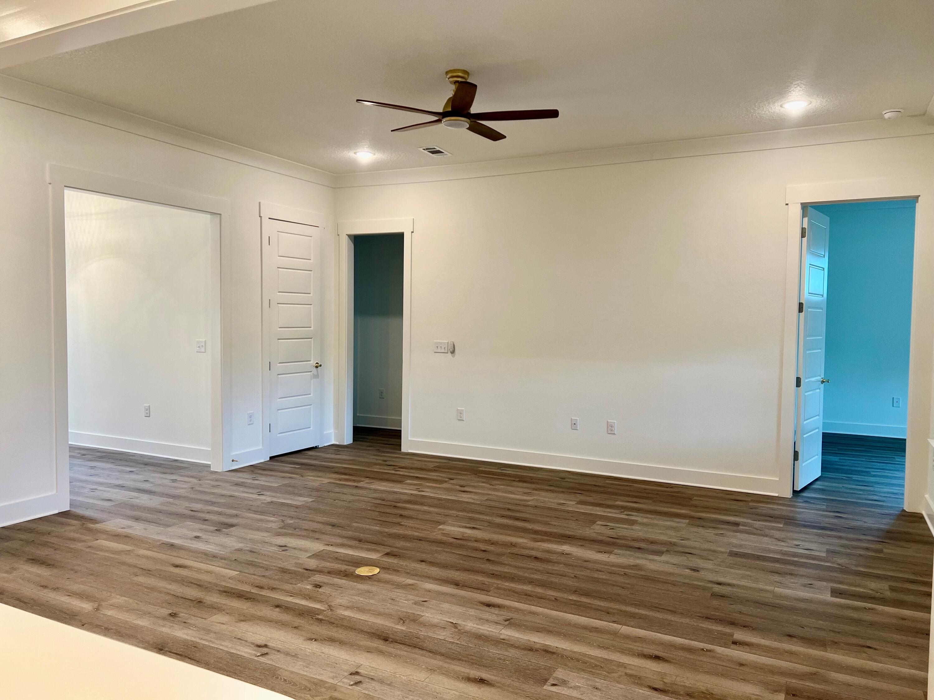 DEER MOSS CREEK - Residential