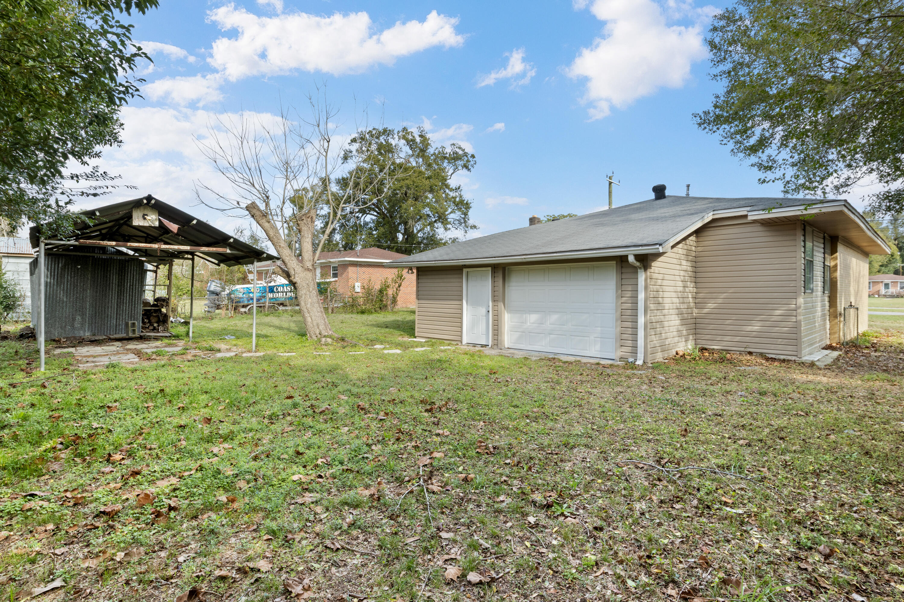 WARRINGTON COURT - Residential