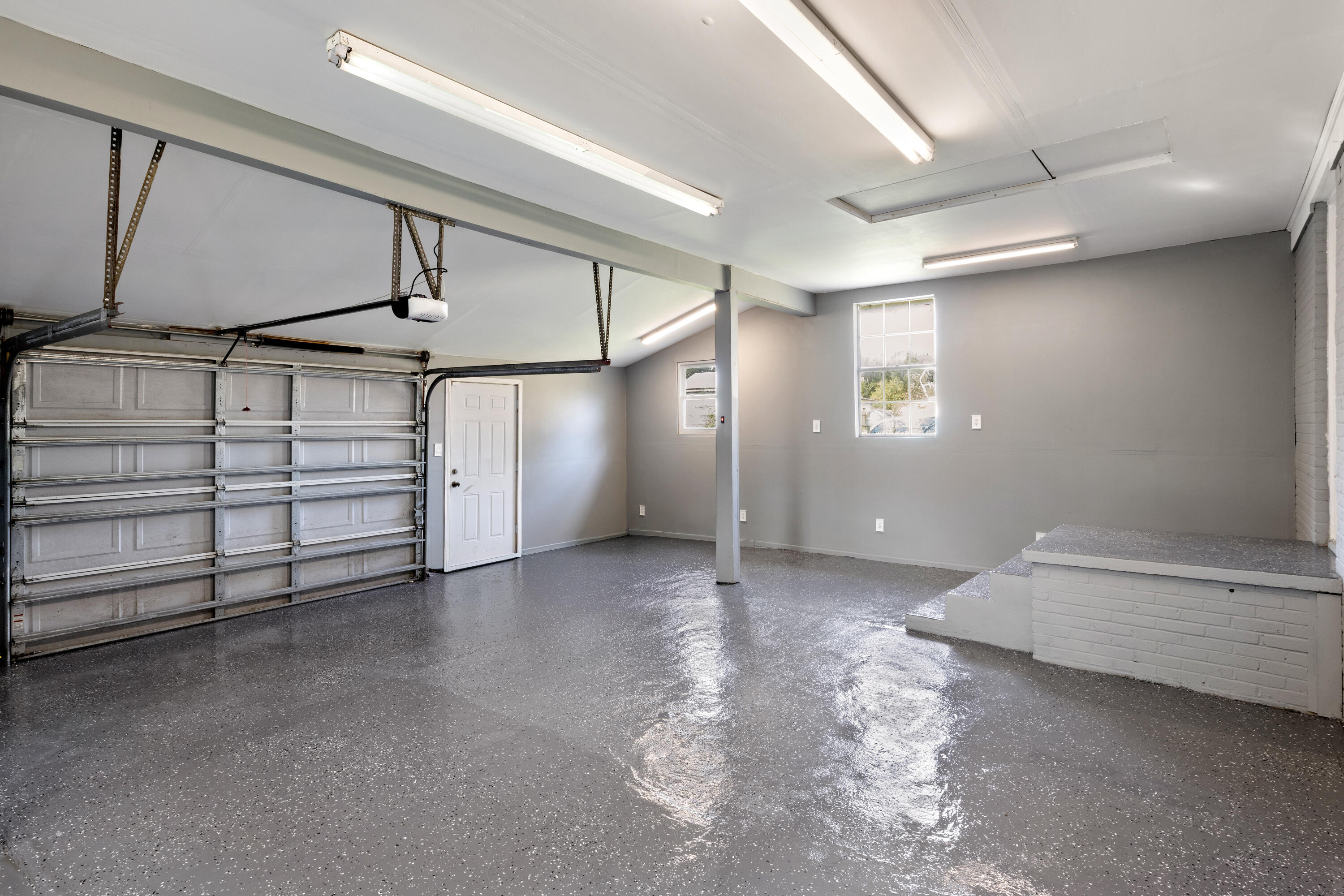 WARRINGTON COURT - Residential