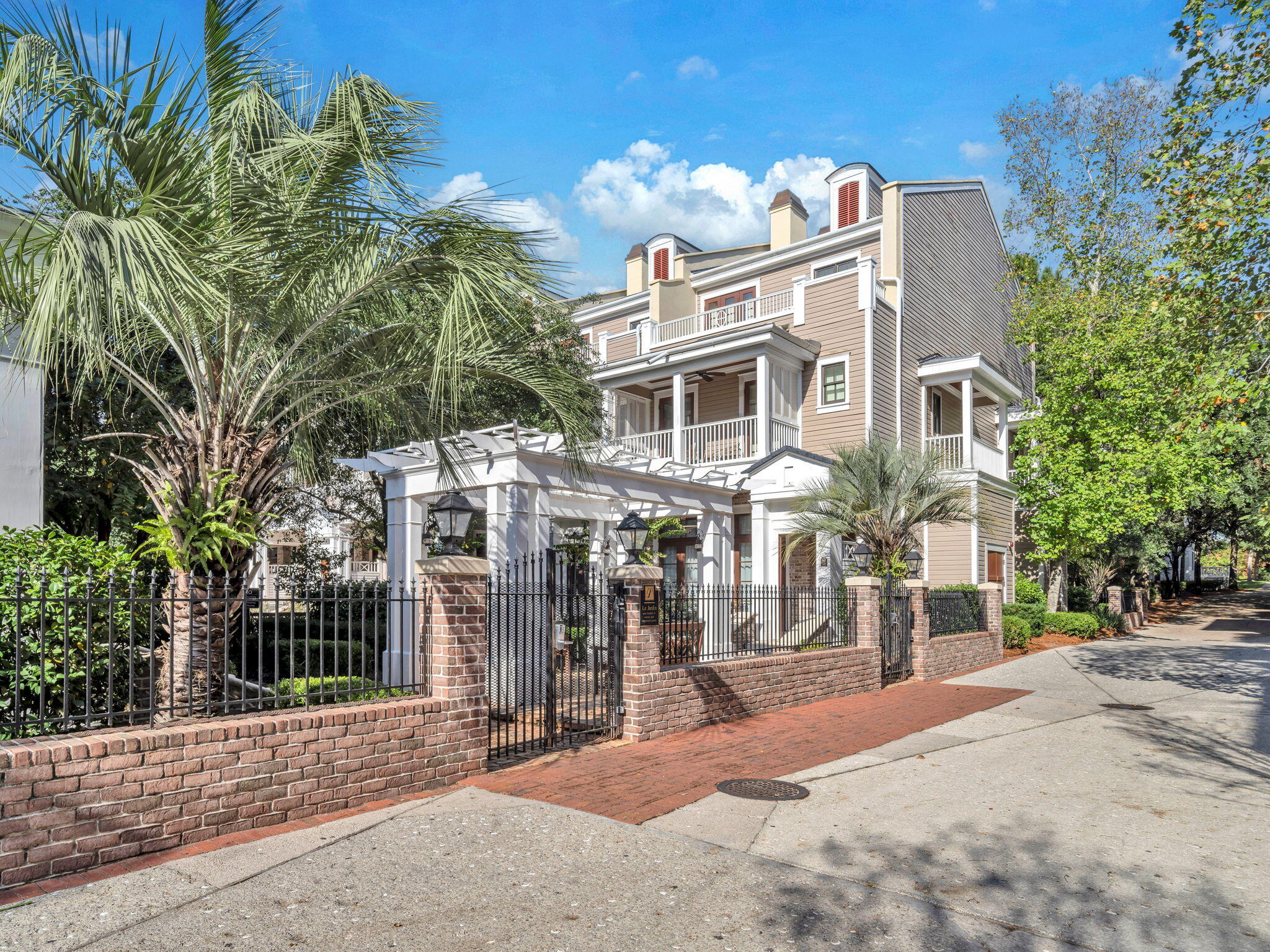 LE JARDIN - Residential