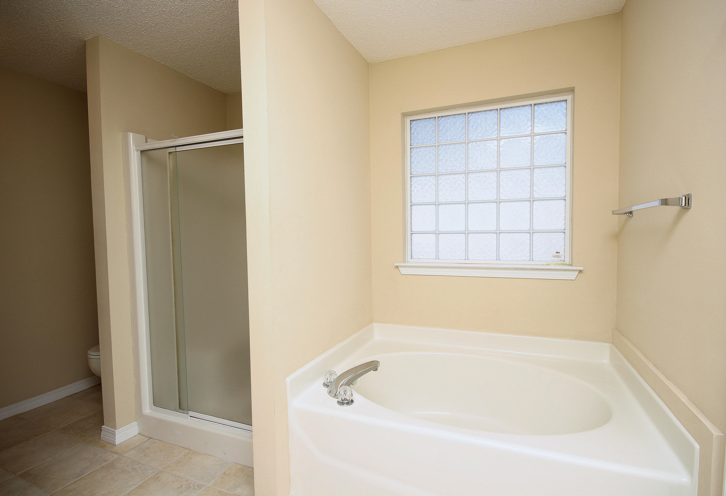 OAK PARK ESTATES - Residential