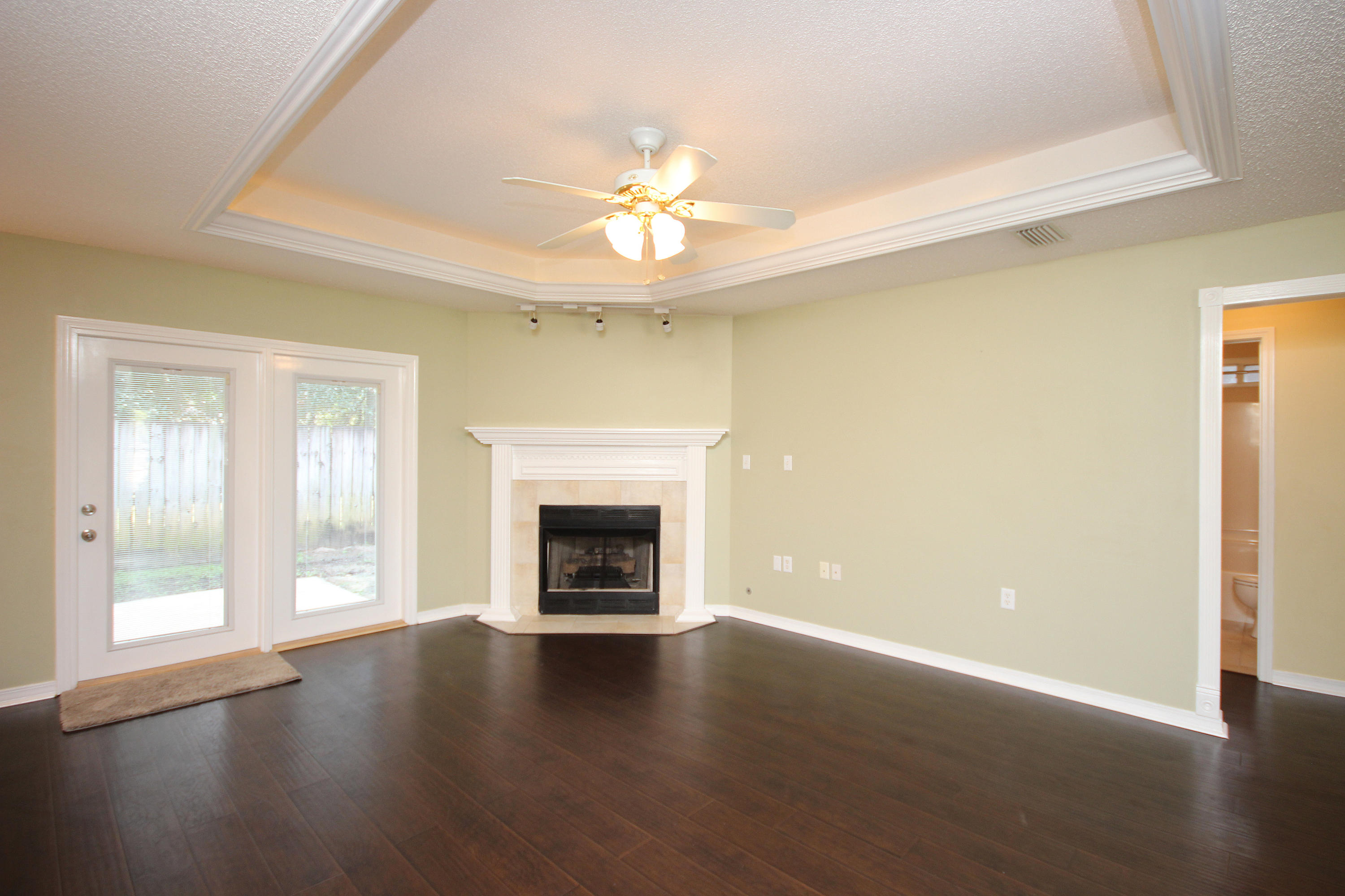 OAK PARK ESTATES - Residential