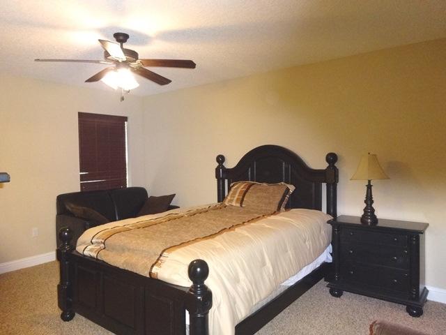 WINDMEADOWS - Residential