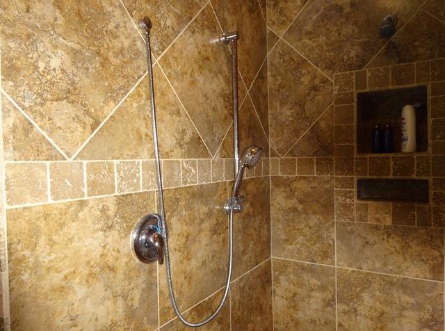 WINDMEADOWS - Residential