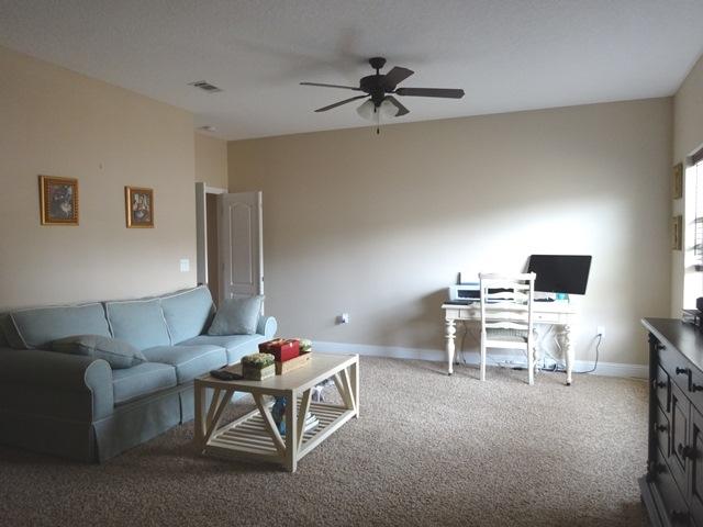 WINDMEADOWS - Residential