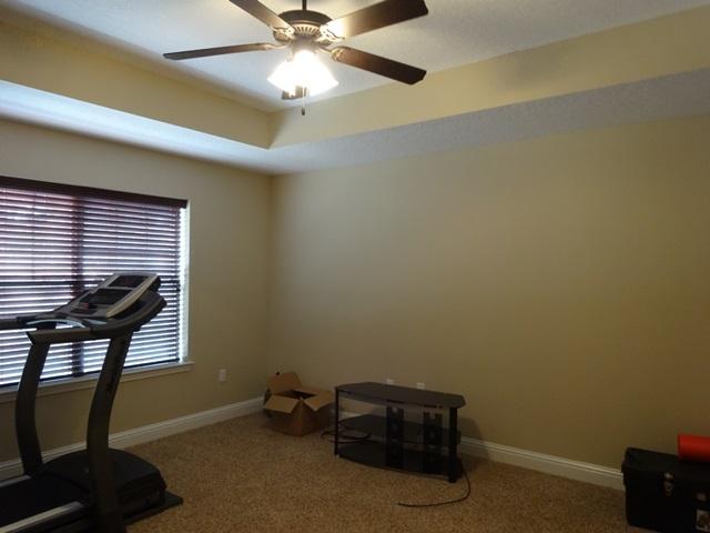 WINDMEADOWS - Residential