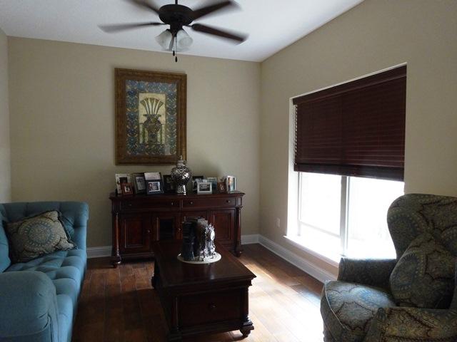 WINDMEADOWS - Residential