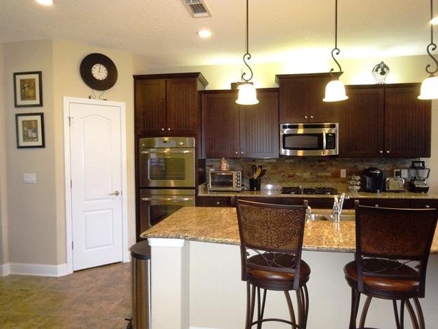 WINDMEADOWS - Residential