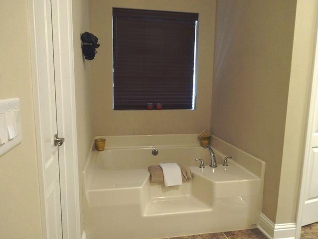 WINDMEADOWS - Residential